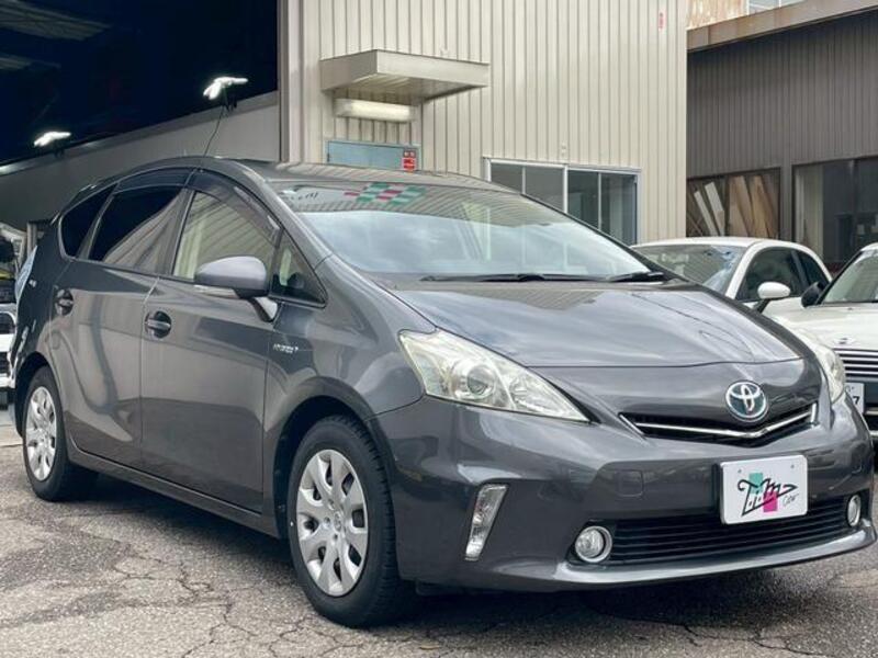 PRIUS ALPHA