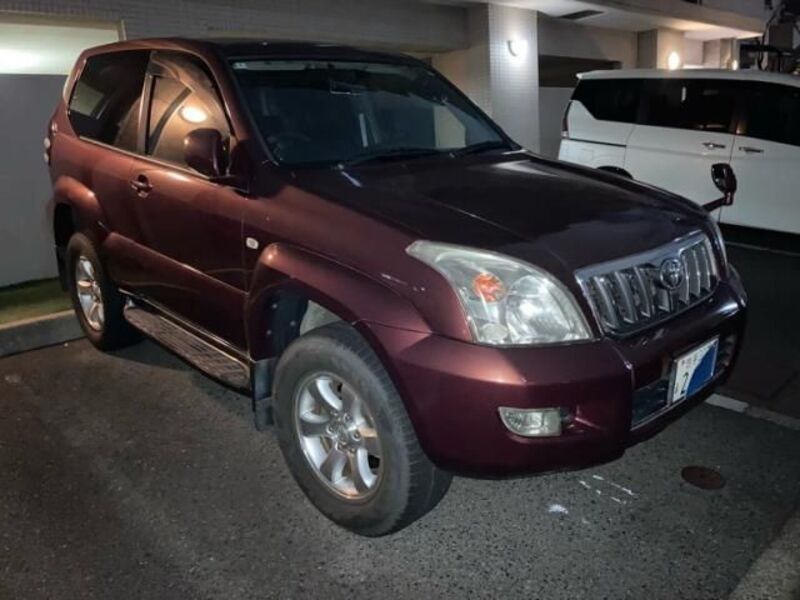 TOYOTA LAND CRUISER PRADO