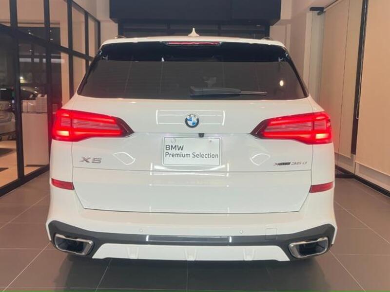 X5