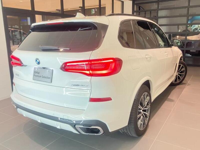 X5