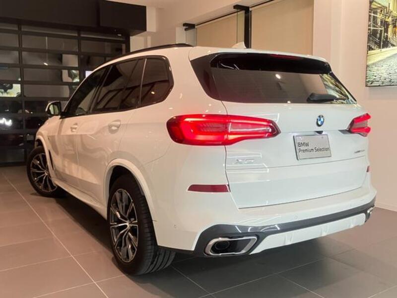 X5