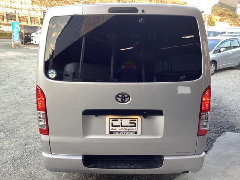 HIACE VAN