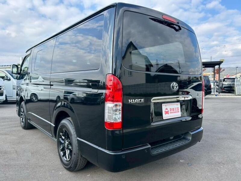 HIACE VAN