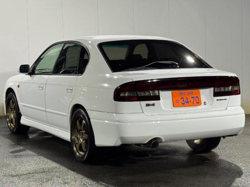 LEGACY B4