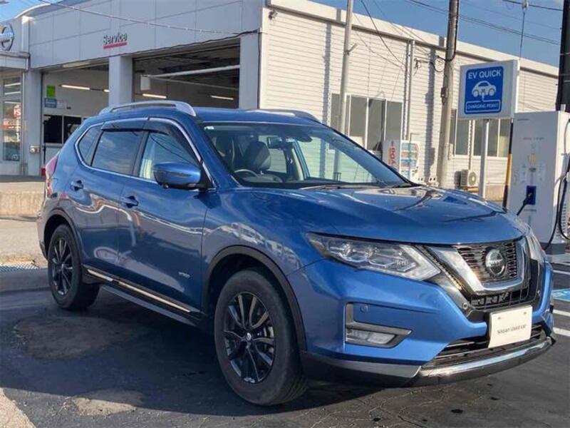 X-TRAIL