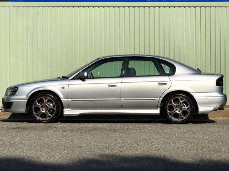 LEGACY B4