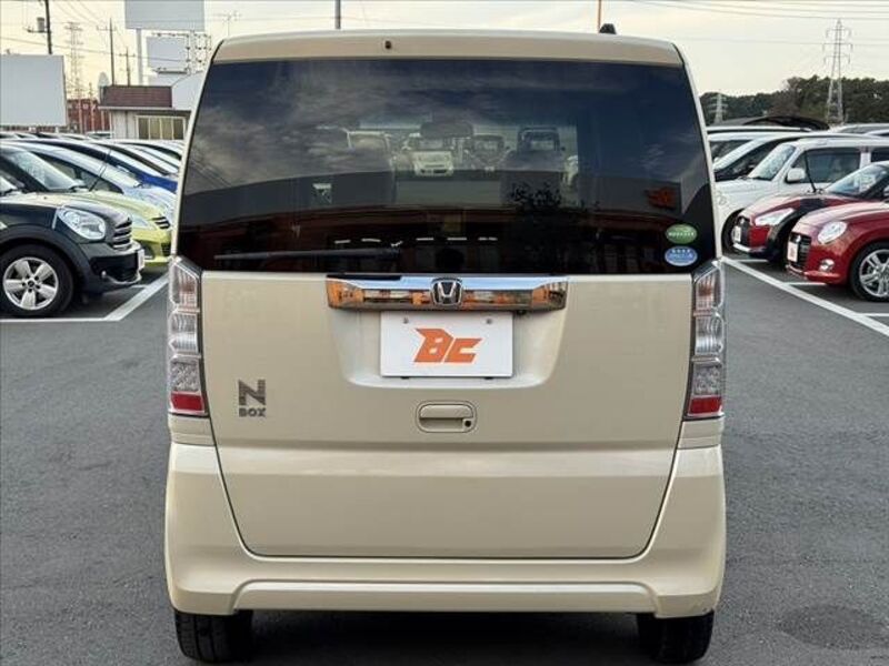 N BOX