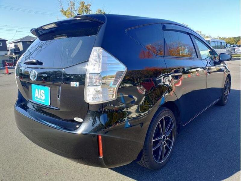 PRIUS ALPHA