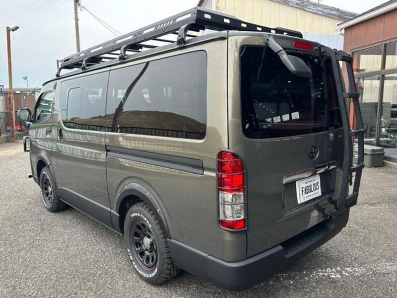 HIACE VAN