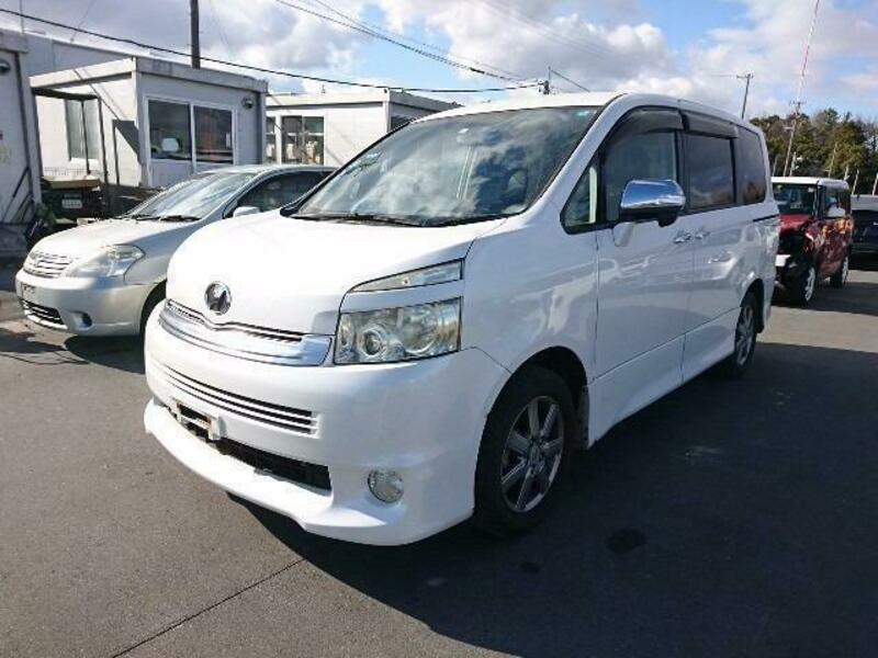 Toyota voxy 2009