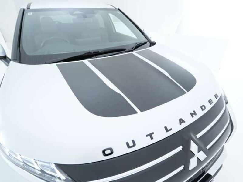 OUTLANDER PHEV