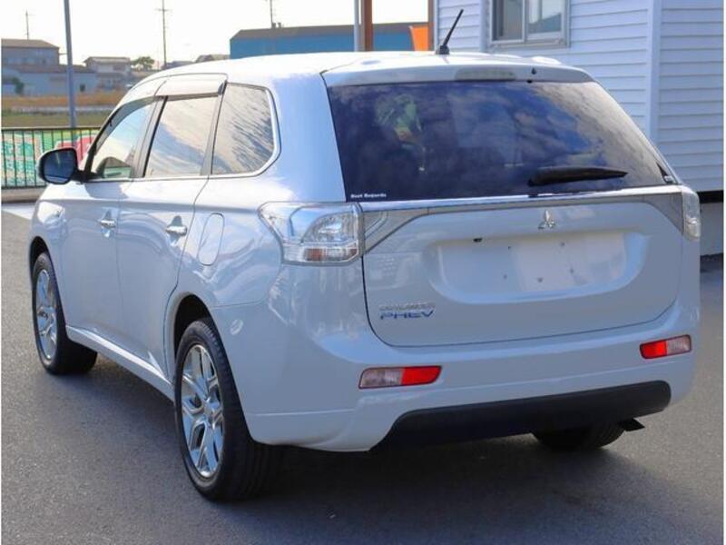 OUTLANDER PHEV