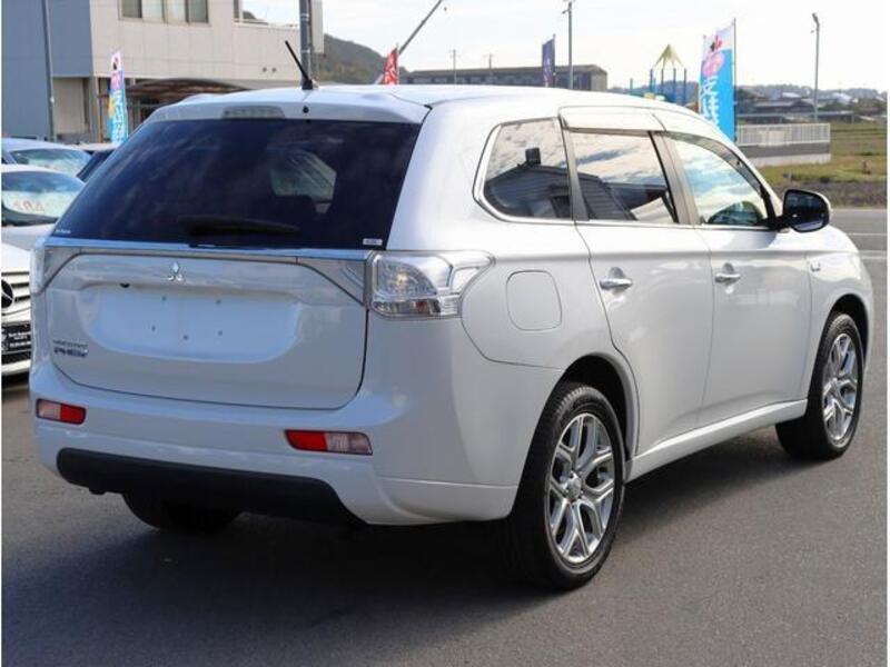 OUTLANDER PHEV