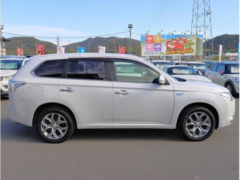 OUTLANDER PHEV