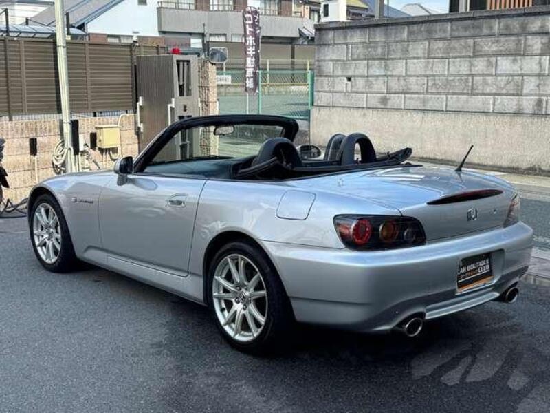 S2000