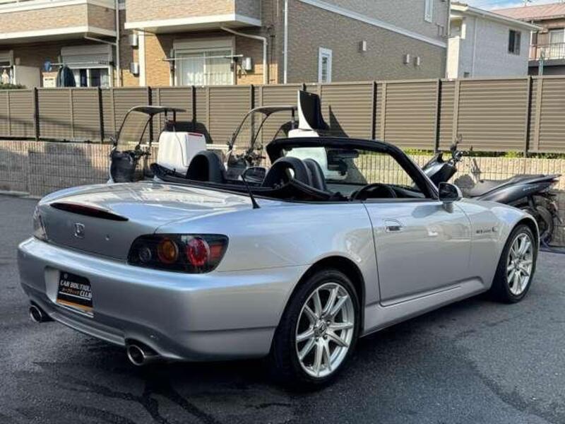 S2000