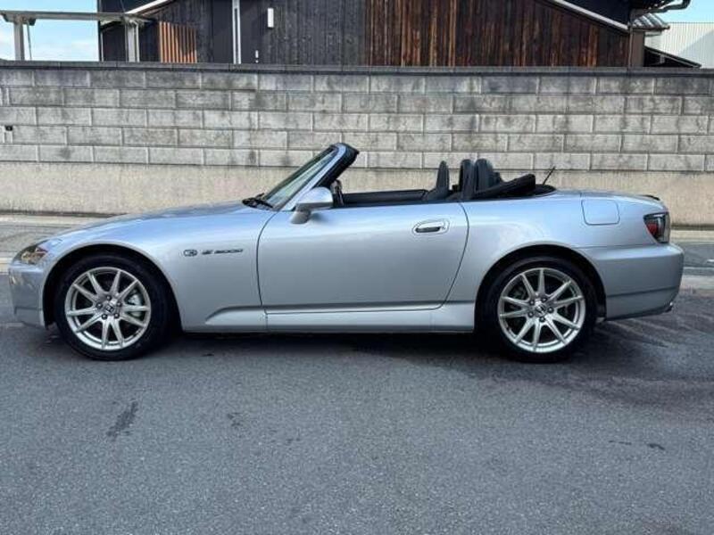 S2000