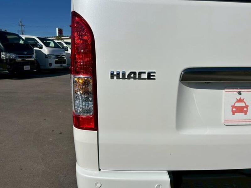 HIACE VAN