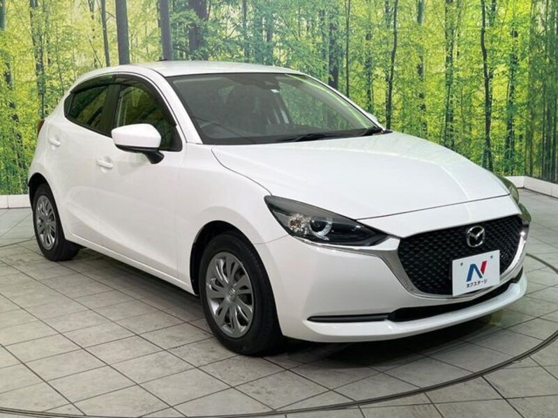 MAZDA2