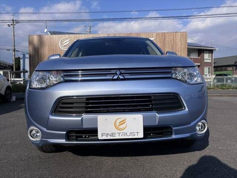 OUTLANDER PHEV