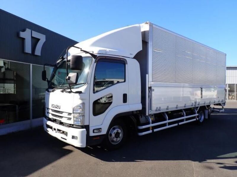 ISUZU FORWARD