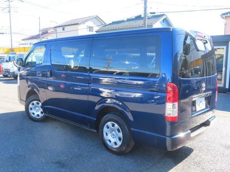 HIACE VAN