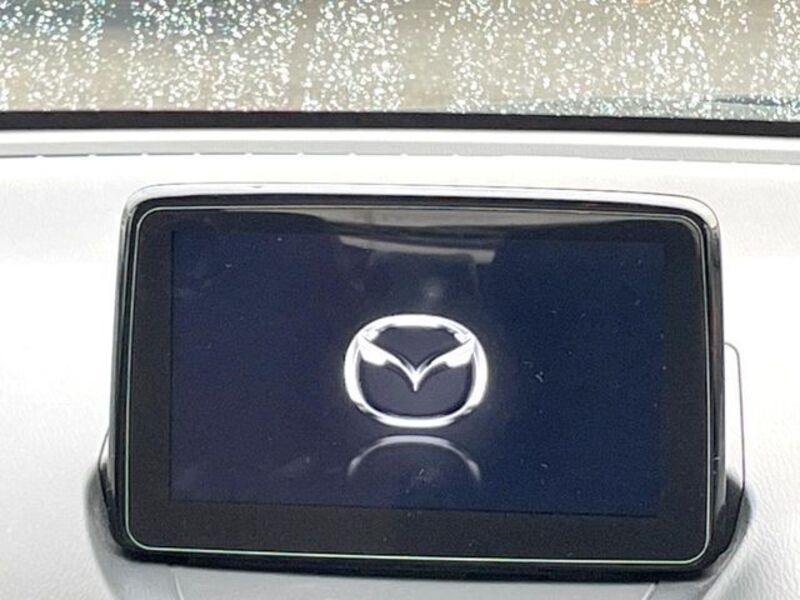 MAZDA2