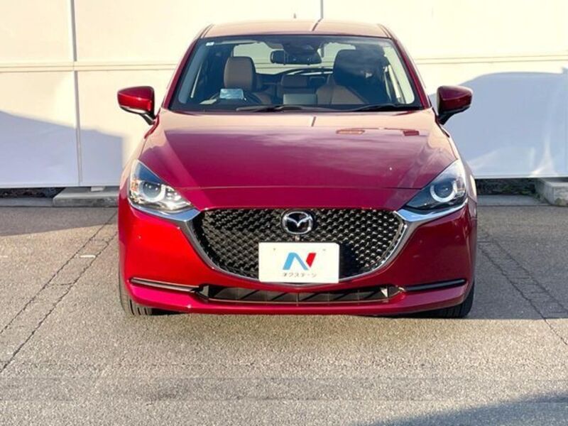 MAZDA2