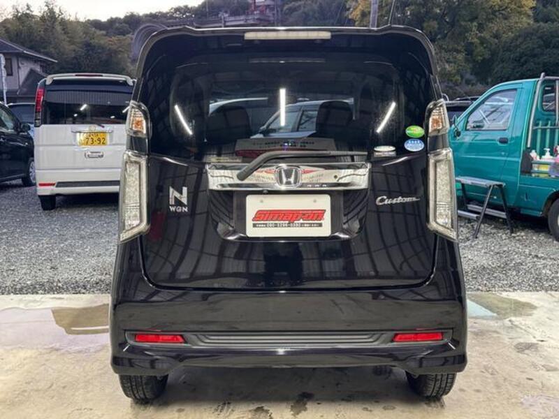 N-WGN CUSTOM