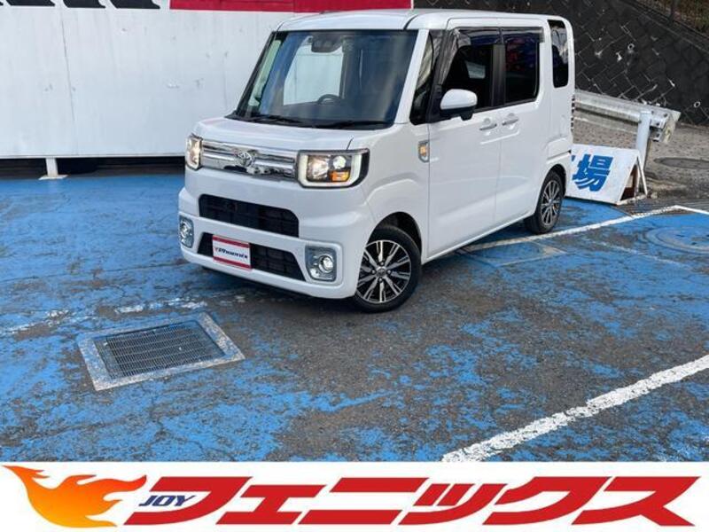 TOYOTA PIXIS MEGA