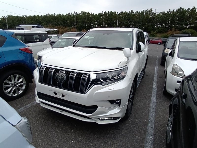 TOYOTA LAND CRUISER PRADO