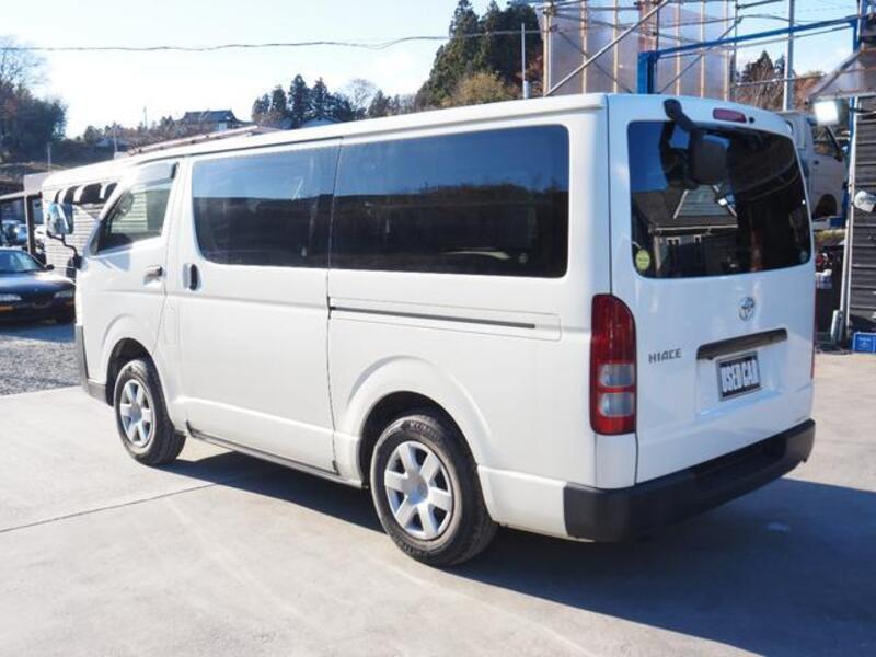 HIACE VAN