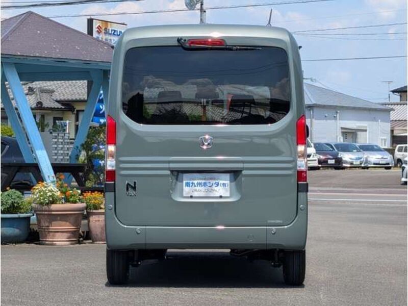 N-VAN