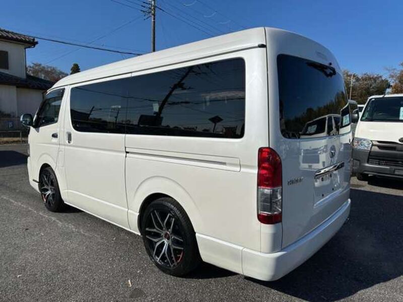 HIACE