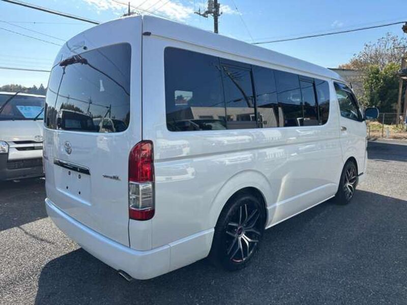 HIACE
