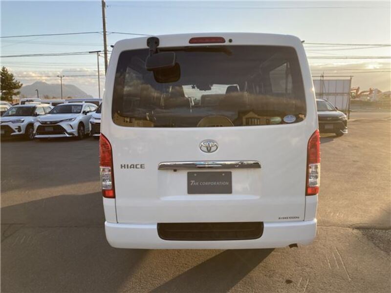 HIACE VAN