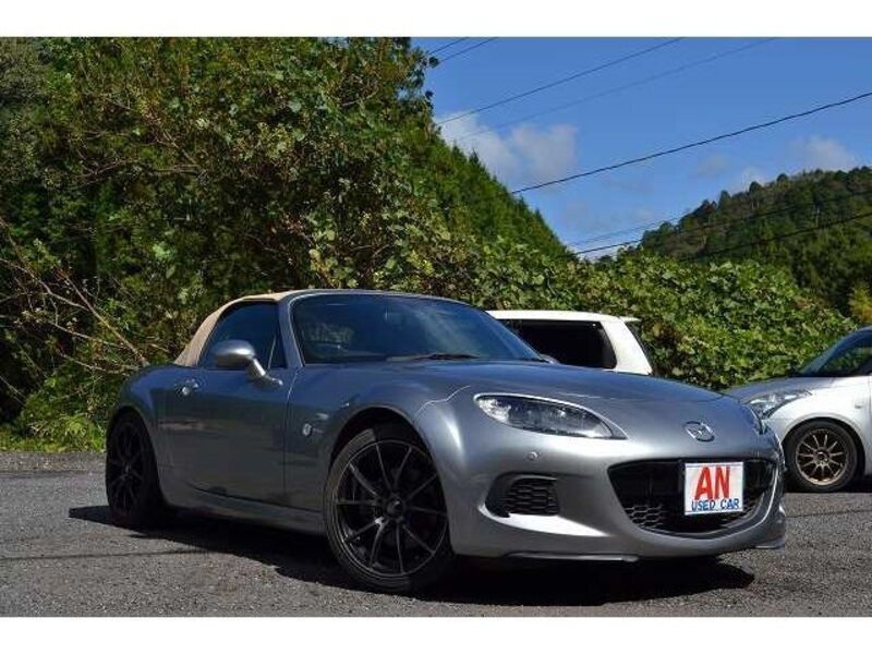 MAZDA ROADSTER