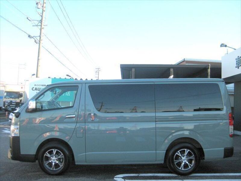HIACE