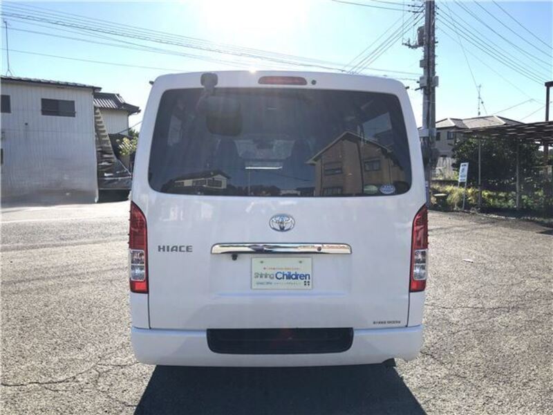 HIACE VAN