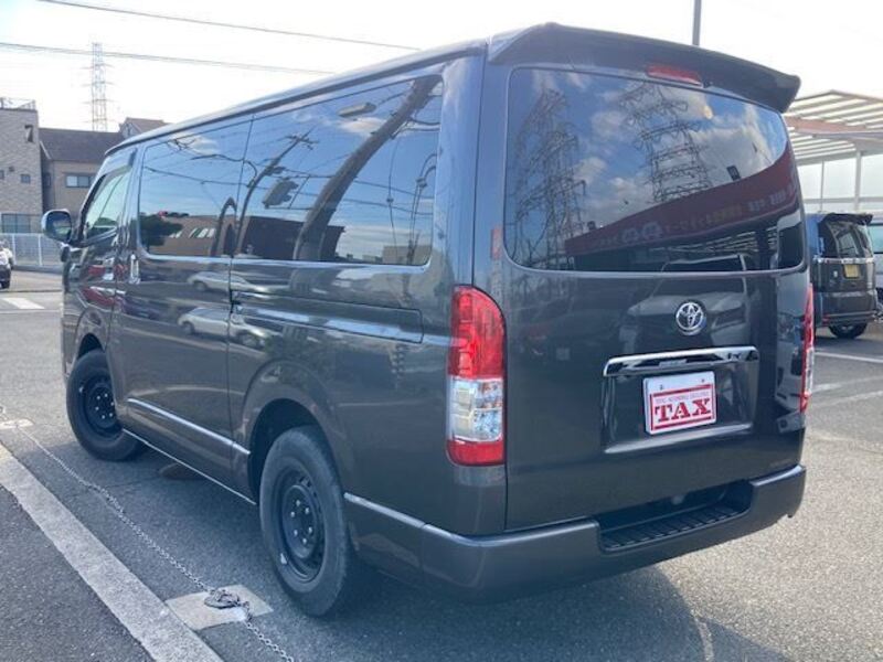 HIACE VAN