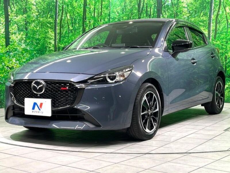 MAZDA2