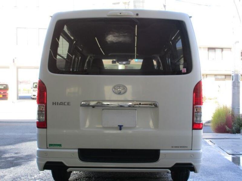 HIACE