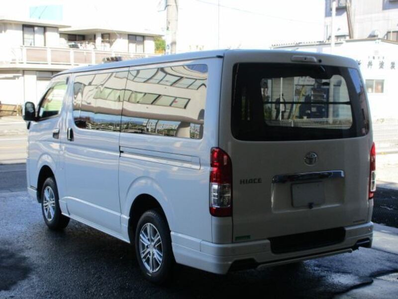 HIACE