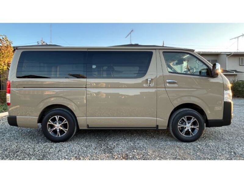 HIACE