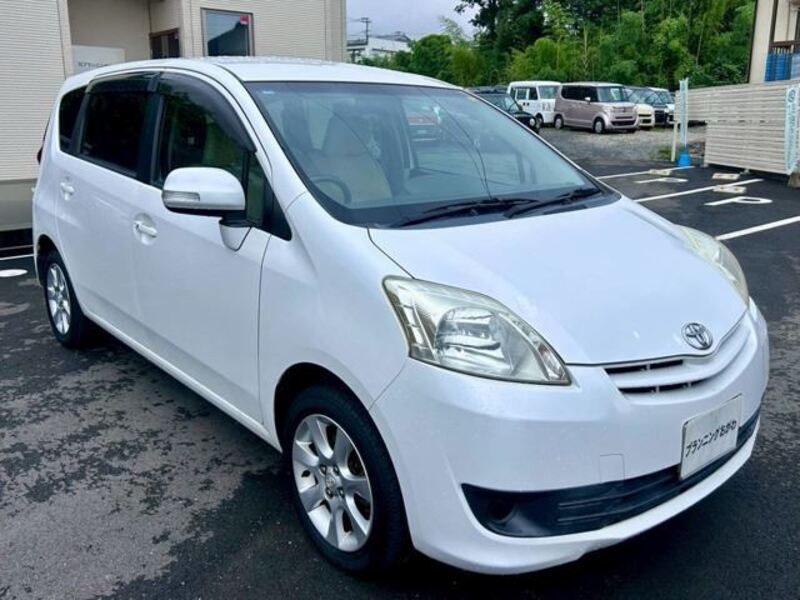 TOYOTA PASSO SETTE