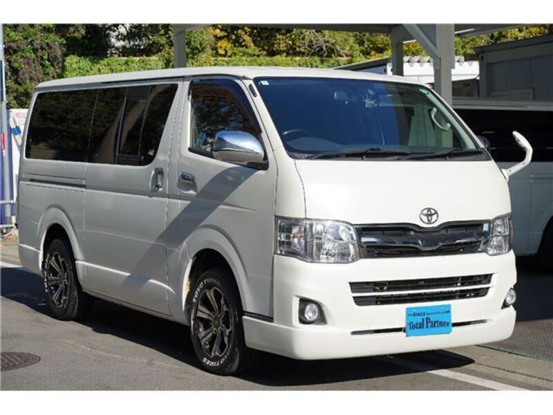 HIACE VAN