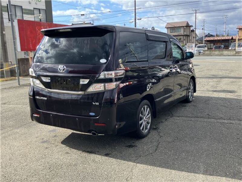 VELLFIRE