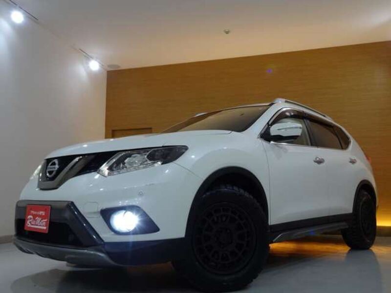 X-TRAIL