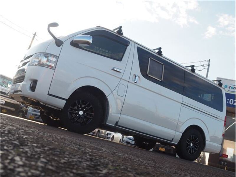 HIACE