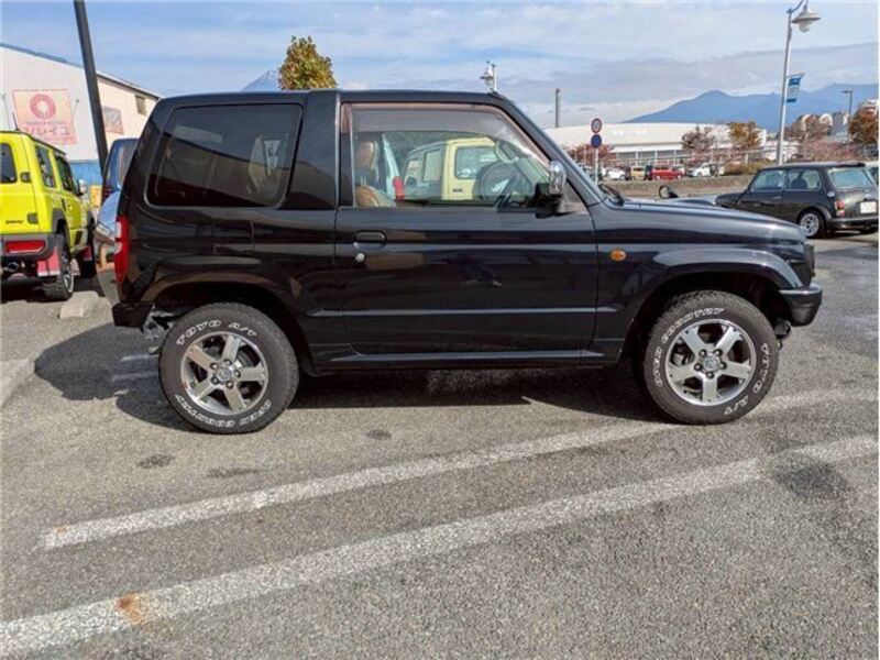 PAJERO MINI
